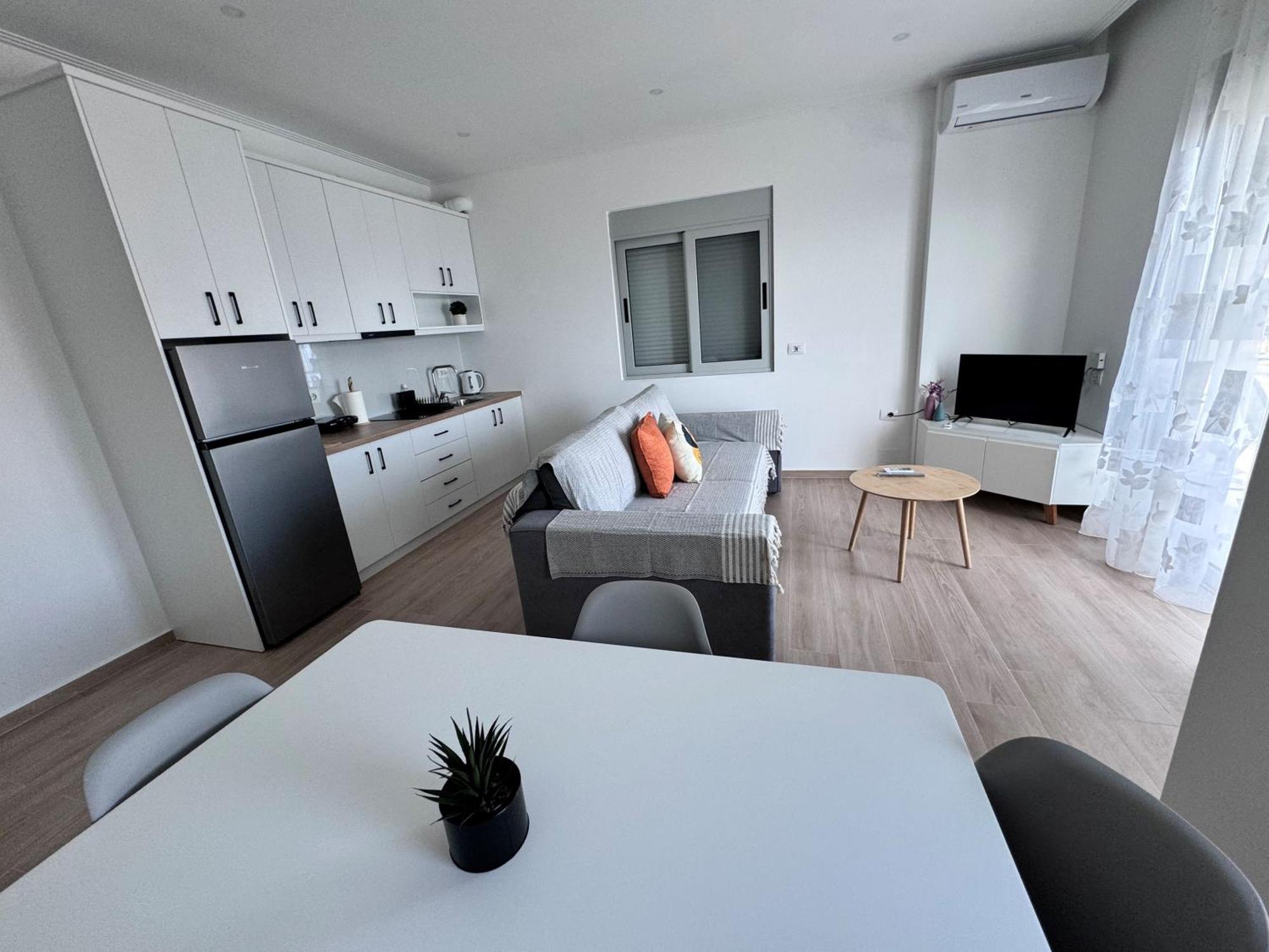 Sunset Hill Apartments Sarande Exterior photo